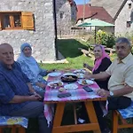 Prenociste B&m - *