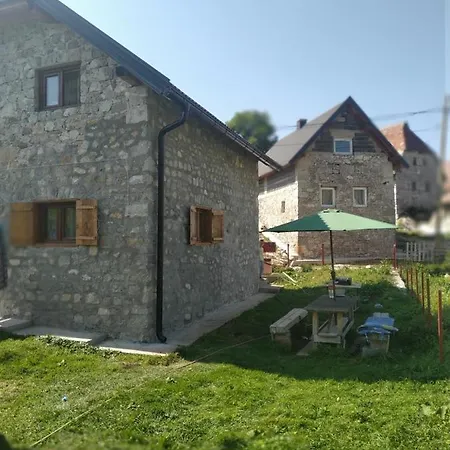 Apartment Prenociste B&m - *