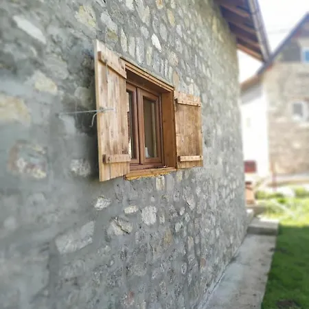 Prenociste B&m - * Gornji Lukomir