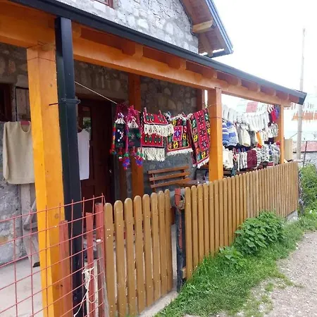 Prenociste B&m - Apartamento Gornji Lukomir