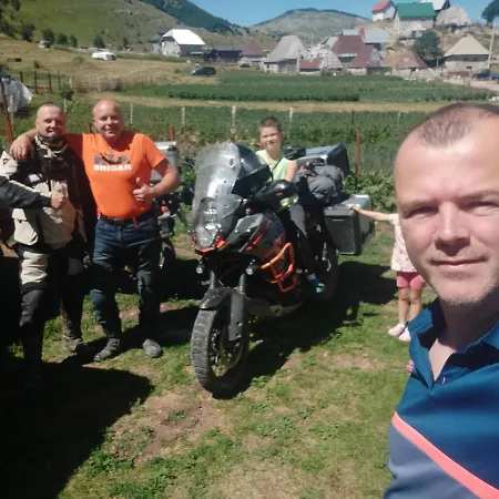 Prenociste B&m - Apartament Gornji Lukomir